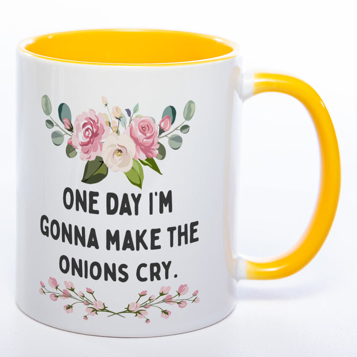 Blümchen-Tasse mit Spruch "One day I'm gonna make the onions cry." - Lustige Kaffeetasse spülmaschinenfest